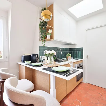 Apartment Montparnasse Stylish Netflix Paris